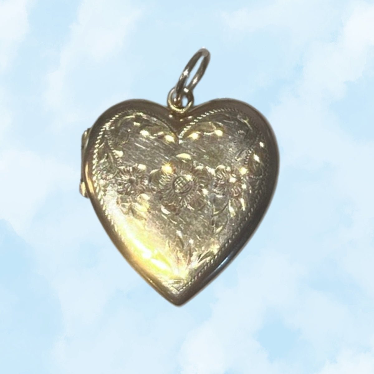 Large Vintage Gold Filled Heart Locket - NICKY CLARK INTERIORS